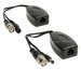 Video-Balun mit RJ45-Anschluss und DC-Stecker.